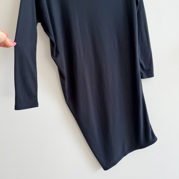 KIT AND ACE • Wave Long Sleeve Dress in Black - Picture 6 of 11